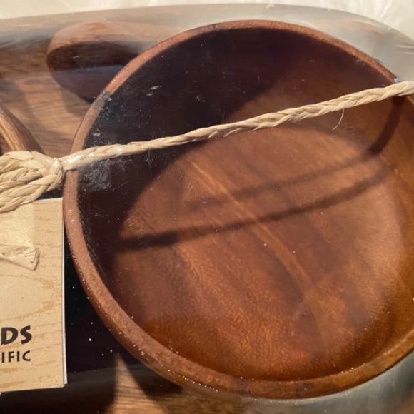 Hardwoods of the South Pacific Wooden 3 Dip Bowl Serving Set w/Tray & Spoons NEW - Picture 4 of 9